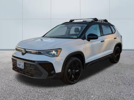 2025 Volkswagen Taos 1.5T SE Black