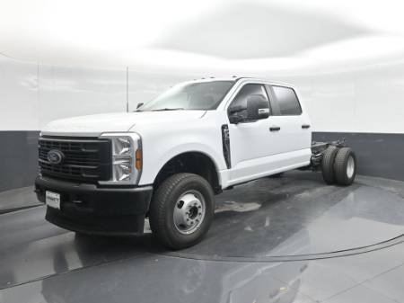 2025 Ford Super Duty F-350 DRW XL