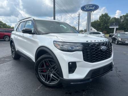 2025 Ford Explorer ST