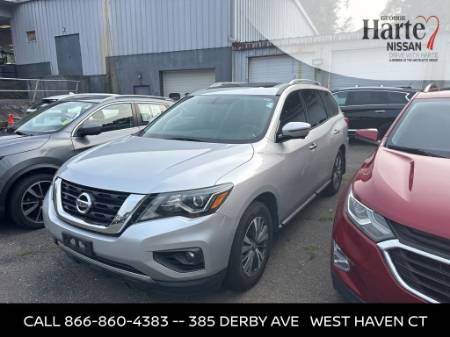 2017 Nissan Pathfinder SL