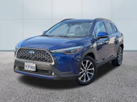 2023 Toyota Corolla Cross XLE