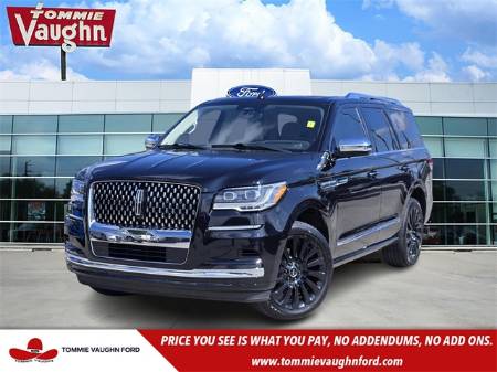 2022 Lincoln Navigator Black Label