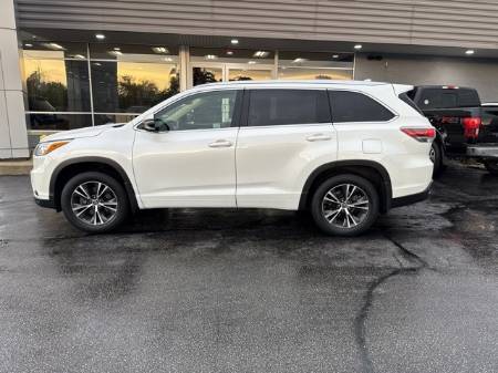 2016 Toyota Highlander XLE V6