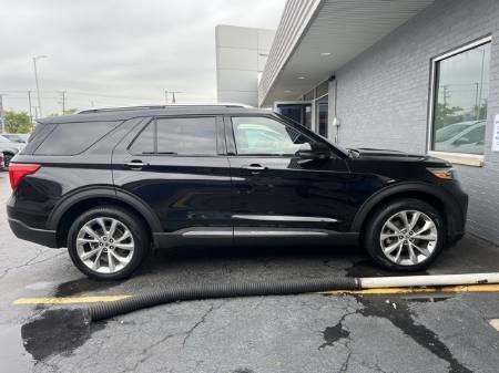 2023 Ford Explorer Platinum