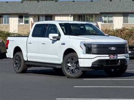2025 Ford F-150 Lightning LARIAT