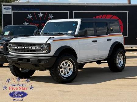 2025 Ford Bronco Retro Coast Edition