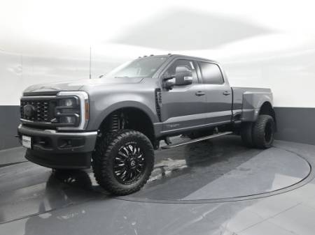 2025 Ford Super Duty F-350 DRW LARIAT