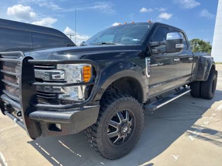 2017 Ford Super Duty F-350 DRW LARIAT