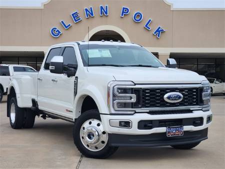 2025 Ford F-450SD Platinum