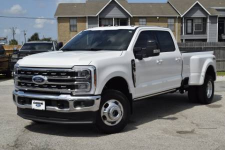 2025 Ford F-350SD LARIAT