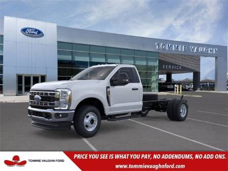 2025 Ford Super Duty F-350 DRW XL