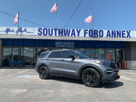 2023 Ford Explorer ST-Line