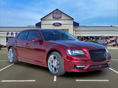 2023 Chrysler 300 Touring