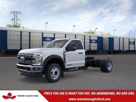 2025 Ford Super Duty F-550 DRW XL
