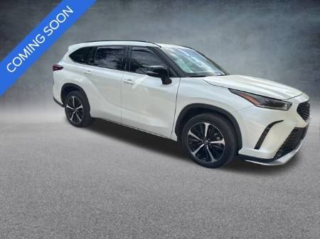 2022 Toyota Highlander XSE