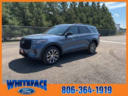 2025 Ford Explorer ST-Line