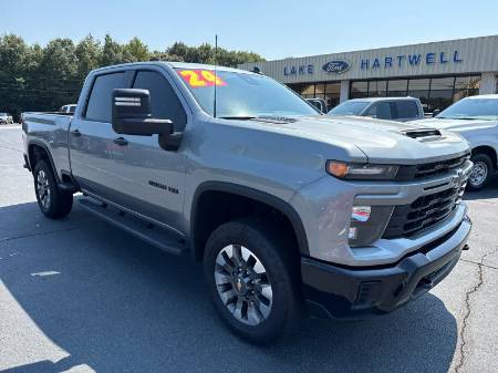 2024 Chevrolet Silverado 2500HD Custom
