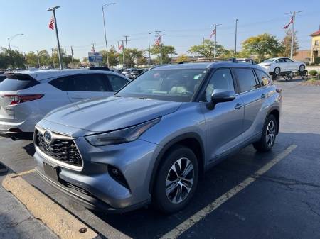 2024 Toyota Highlander Hybrid XLE