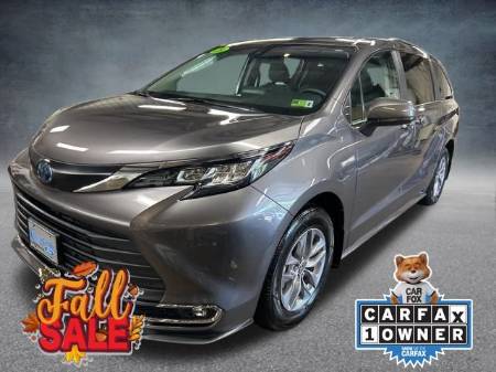 2023 Toyota Sienna XLE
