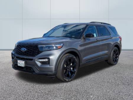 2024 Ford Explorer ST-Line