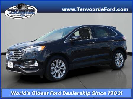 2022 Ford Edge Titanium