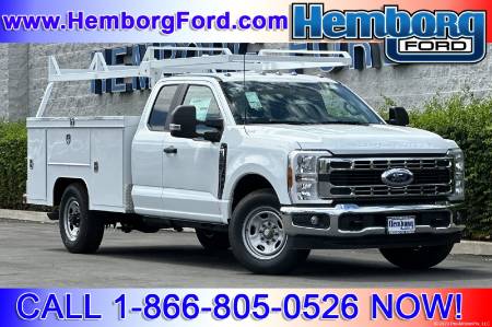 2026 Ford Super Duty F-350 SRW XL