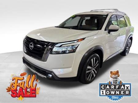 2023 Nissan Pathfinder Platinum
