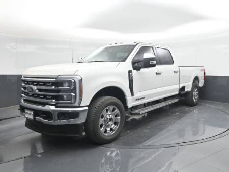 2026 Ford Super Duty F-350 SRW LARIAT