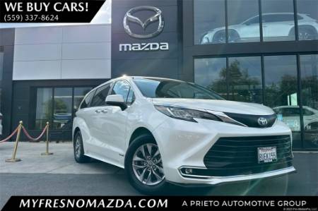2021 Toyota Sienna XLE