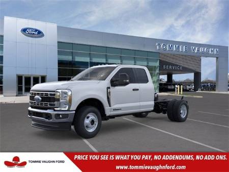 2025 Ford Super Duty F-350 DRW XL