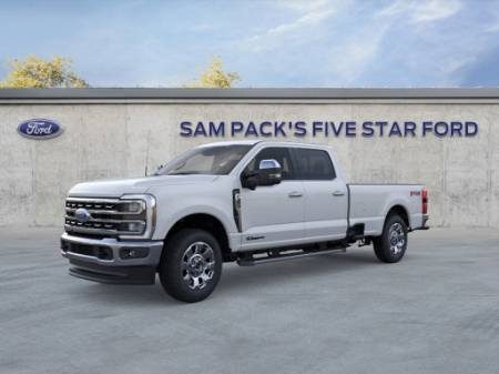 2026 Ford Super Duty F-350 SRW LARIAT