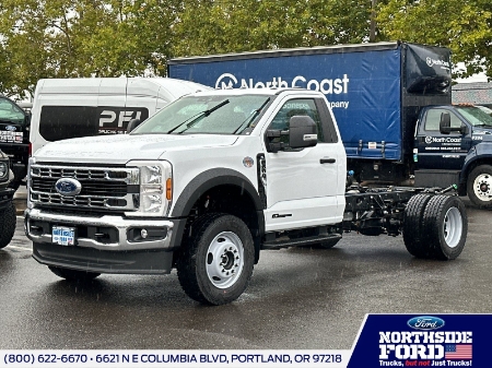 2025 Ford Super Duty F-600 DRW XL