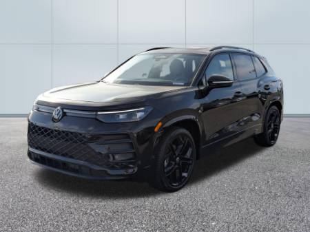2025 Volkswagen Tiguan SE R-Line Black