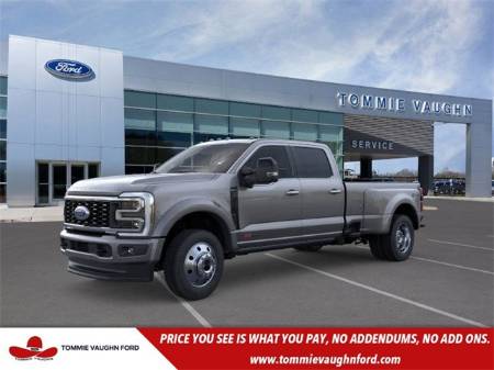 2026 Ford Super Duty F-450 DRW Platinum