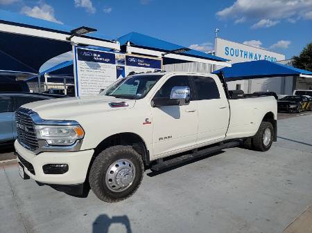 2023 RAM 3500 Laramie