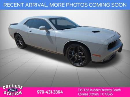 2022 Dodge Challenger SXT