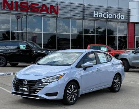 2025 Nissan Versa 1.6 SV