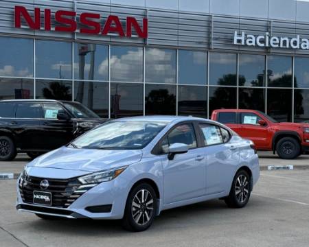 2025 Nissan Versa 1.6 SV