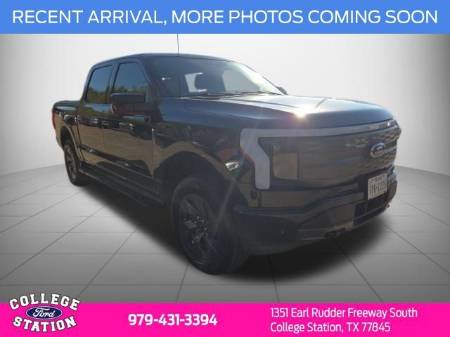 2022 Ford F-150 Lightning LARIAT