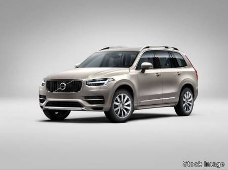 2018 Volvo XC90 T5 Momentum