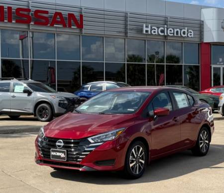2025 Nissan Versa 1.6 SV
