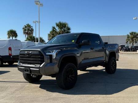 2023 Toyota Tundra 4WD SR5