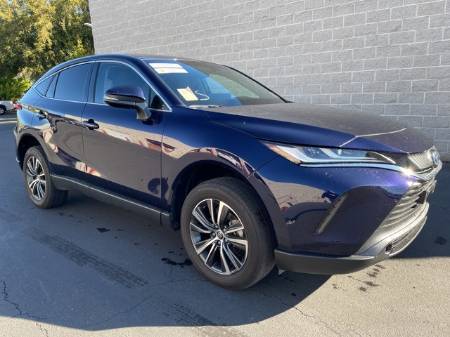 2024 Toyota Venza LE