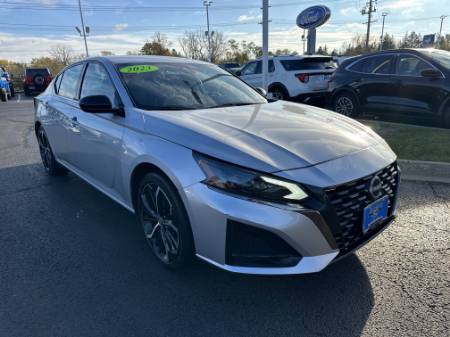 2023 Nissan Altima 2.5 SR