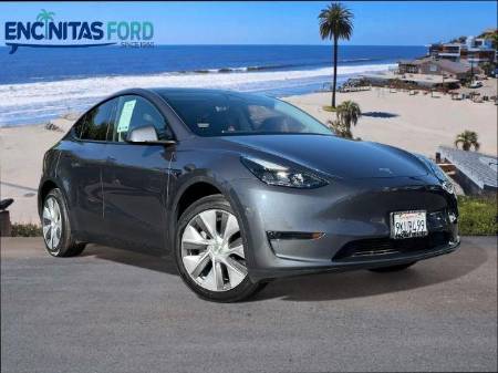 2024 Tesla Model Y Long Range