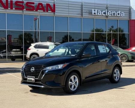 2025 Nissan Kicks Play S