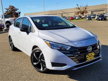 2025 Nissan Versa 1.6 SR