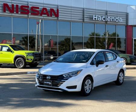 2025 Nissan Versa 1.6 S