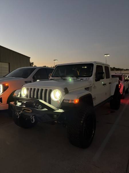 2021 Jeep Gladiator Overland