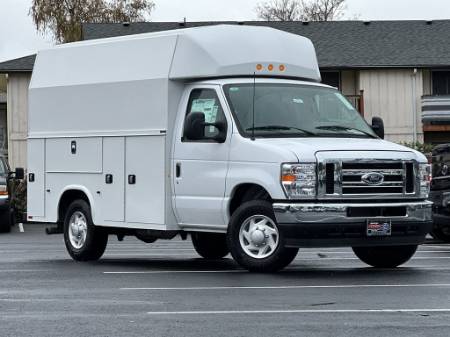 2025 Ford E-350SD KUV